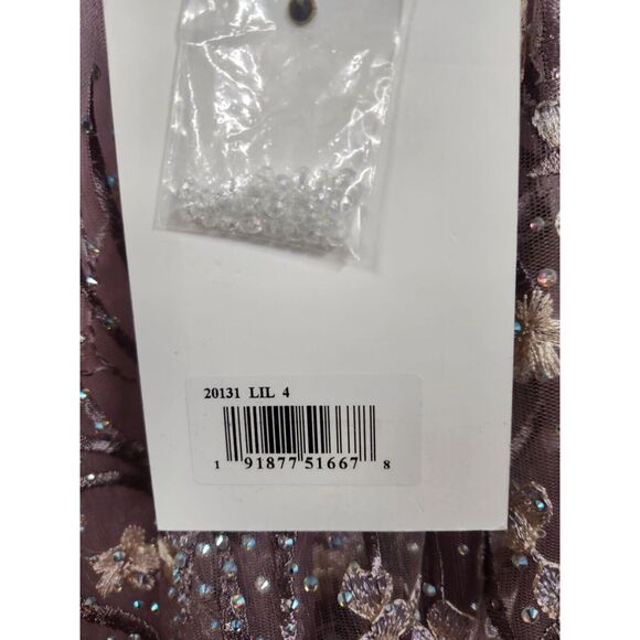 NWT Mac Duggal 20131 Floral Embroidered V-Neck Gown Dress Size 4 - Picture 8 of 9